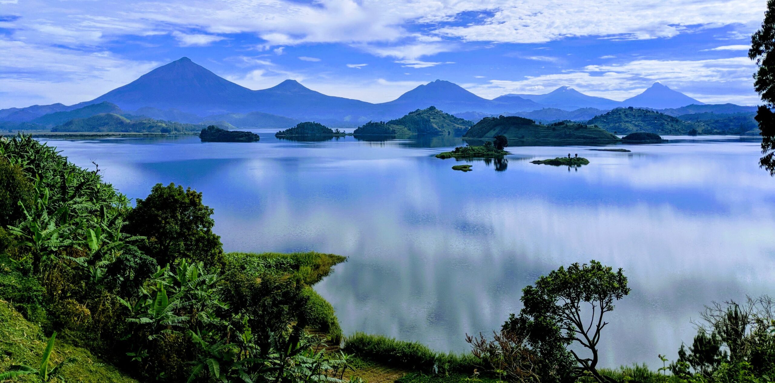 Lake Bunyonyi Uganda